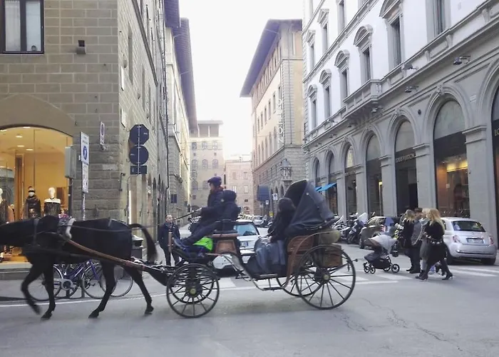 Florence San Donato Apartment With Parking